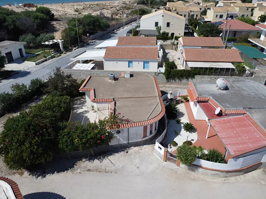 Immagine 4 di Villa in vendita  in Via del Laghetto 23 a Modica