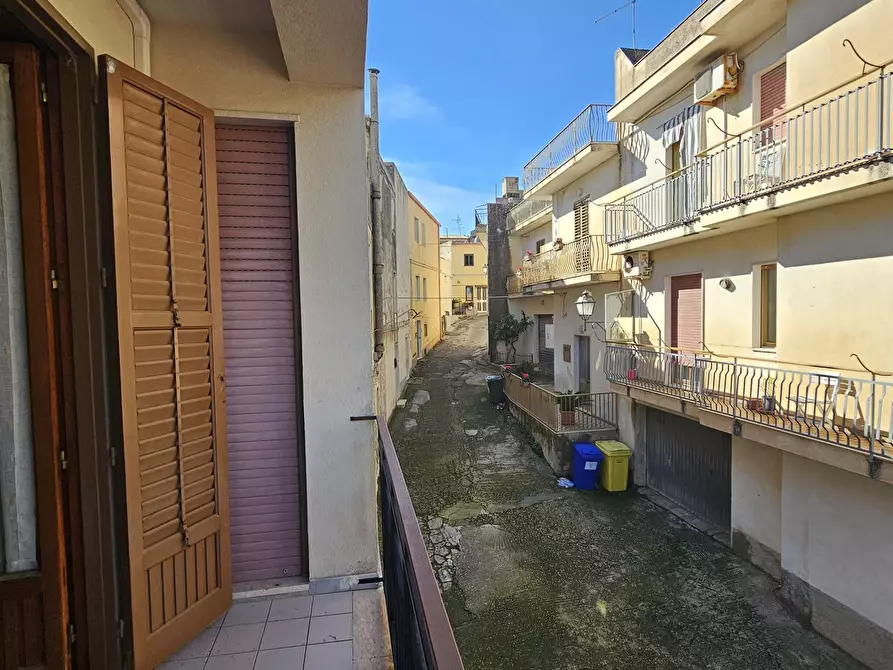 Immagine 12 di Appartamento in vendita  a Modica