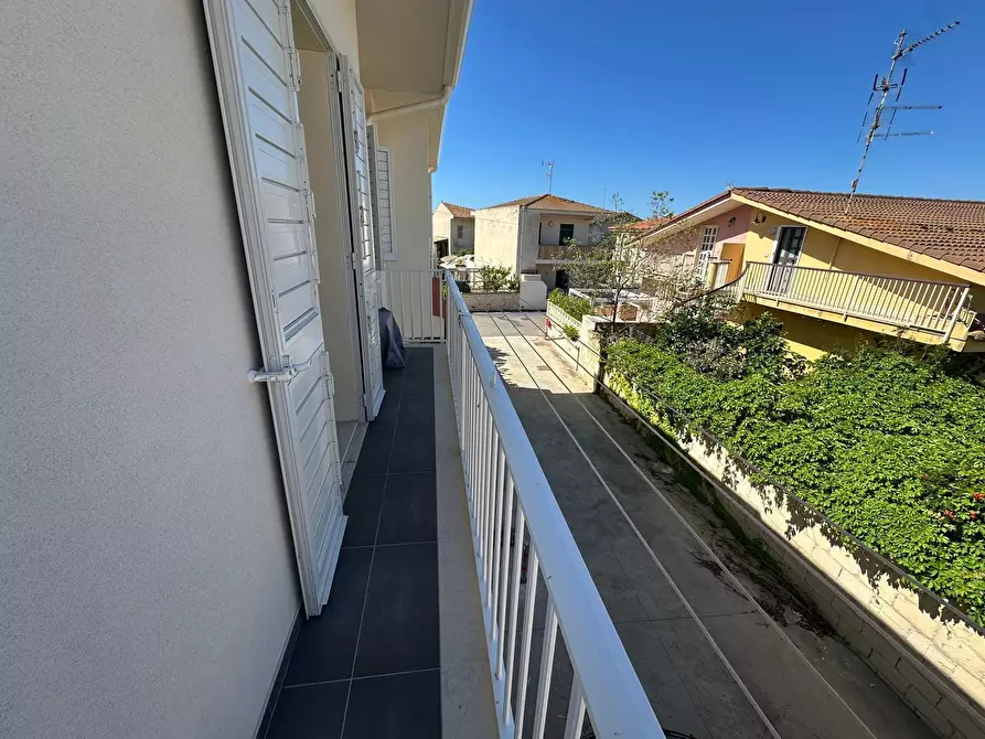 Immagine 10 di Stanza singola in affitto  in Via Lipari 212 a Modica