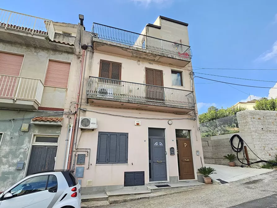 Immagine 1 di Appartamento in vendita  in Traversa III Destra Loreto 27 a Modica