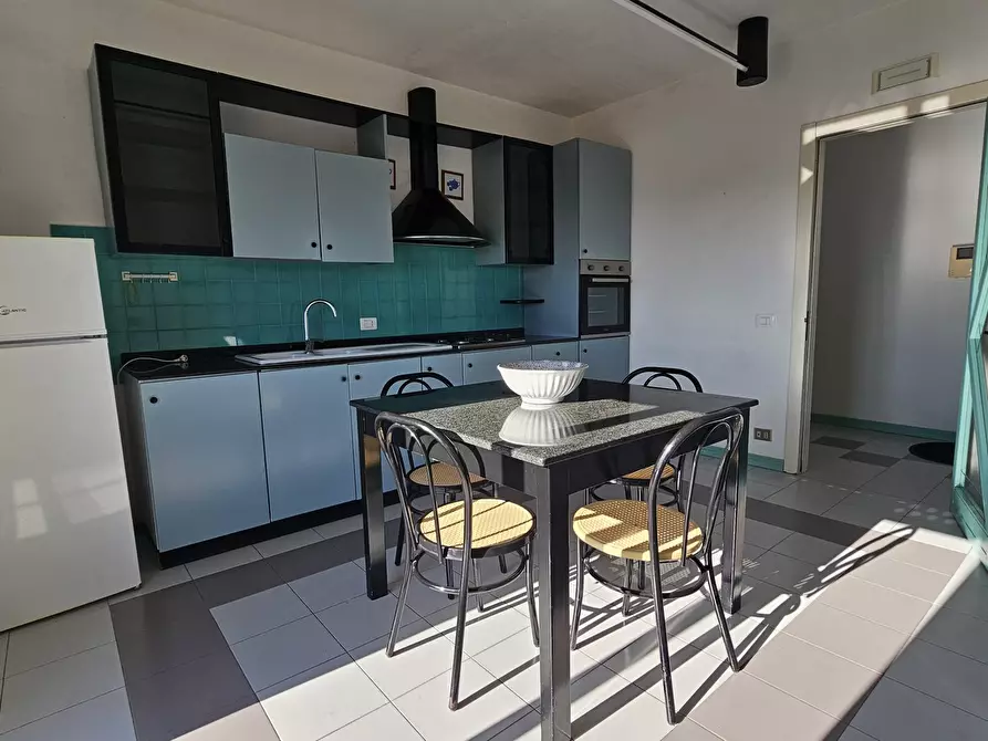 Immagine 4 di Appartamento in vendita  in Via Alberto Portogallo 10 a Modica