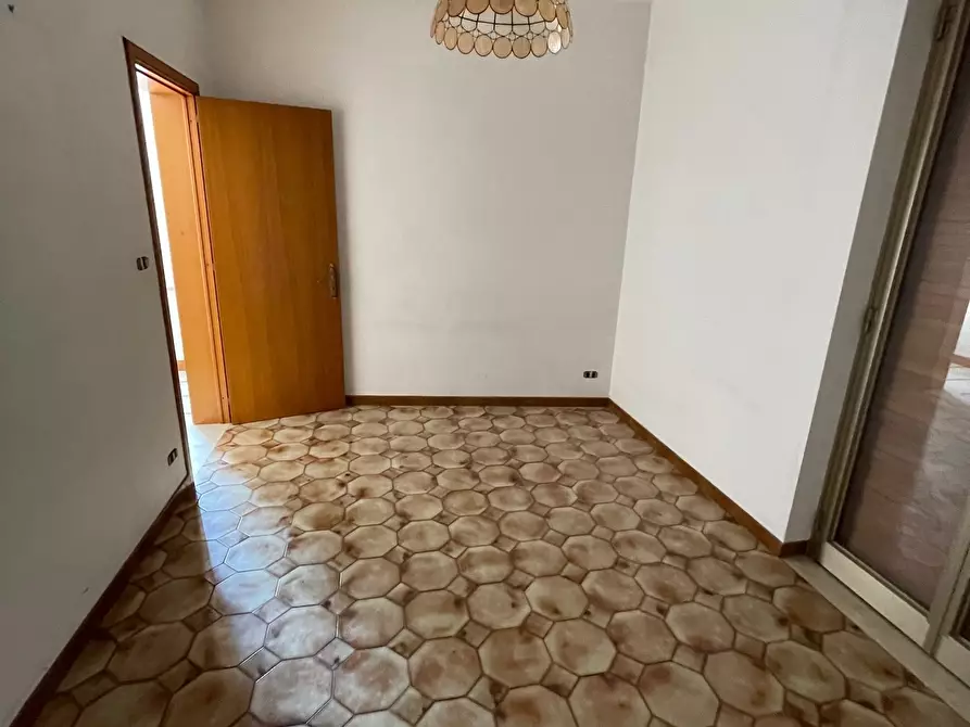 Immagine 7 di Porzione di casa in vendita  in VIA VAINA a Modica