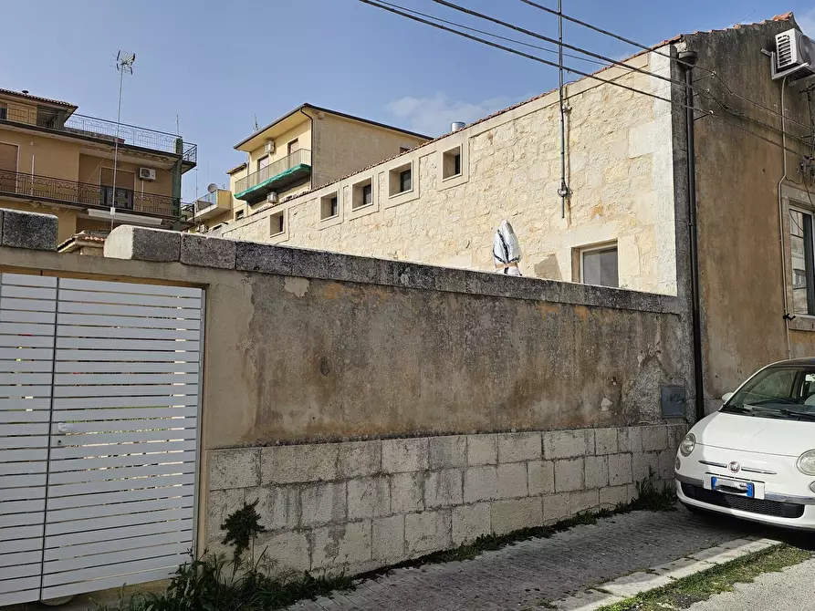 Immagine 16 di Porzione di casa in vendita  a Modica