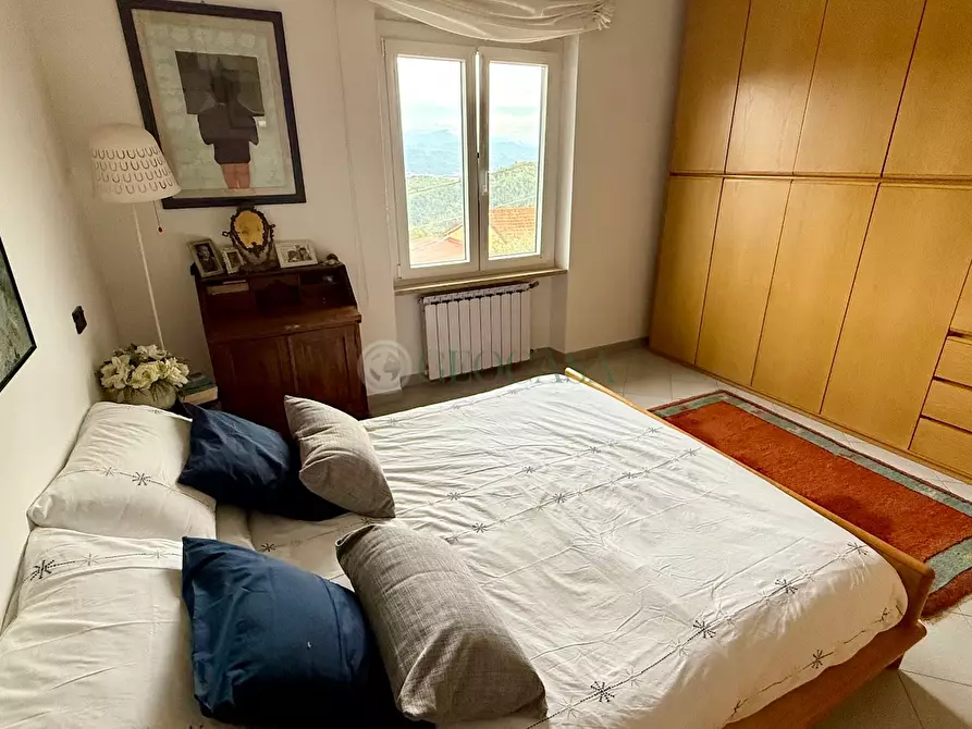 Immagine 11 di Porzione di casa in vendita  a Follo