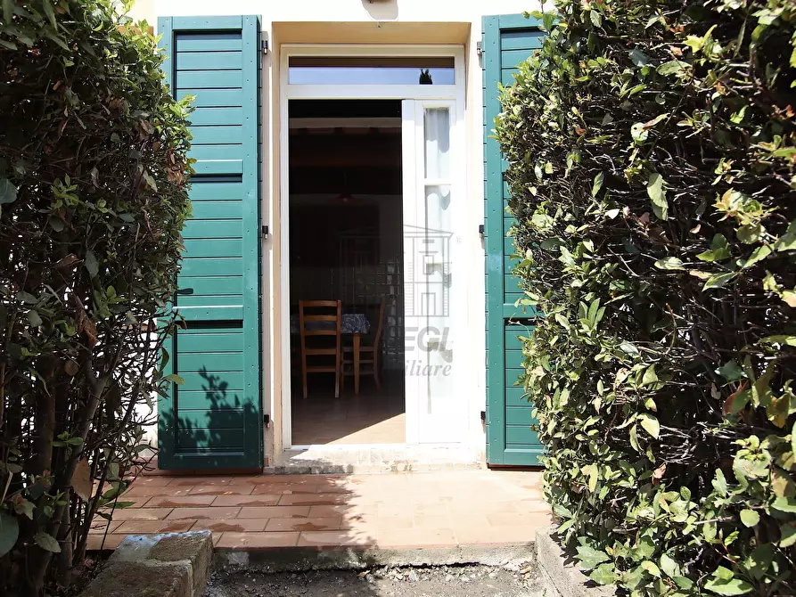 Immagine 27 di Rustico / casale in vendita  in Via Gorizia 39 a Cecina