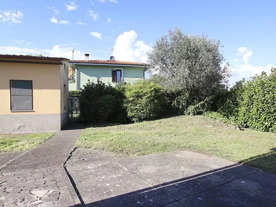 Immagine 29 di Villa in vendita  in Via dell'Ave Maria 106 a Lucca