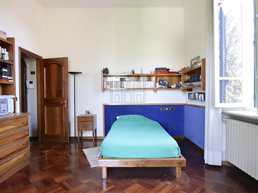 Immagine 19 di Villa in vendita  in Via Pietro Paolini 303 a Lucca