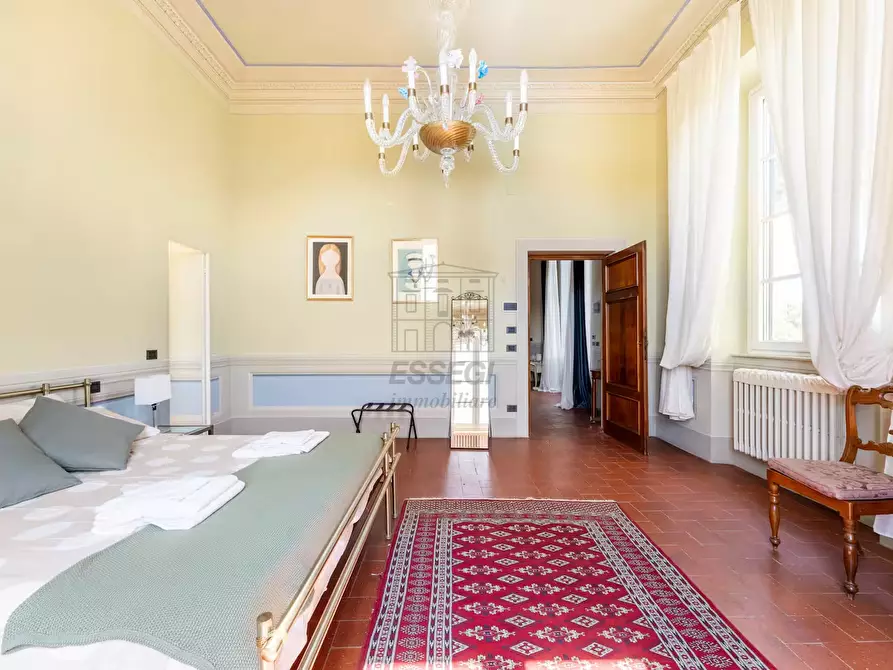 Immagine 6 di Villa in vendita  in Via delle Piagge 1535 a Lucca