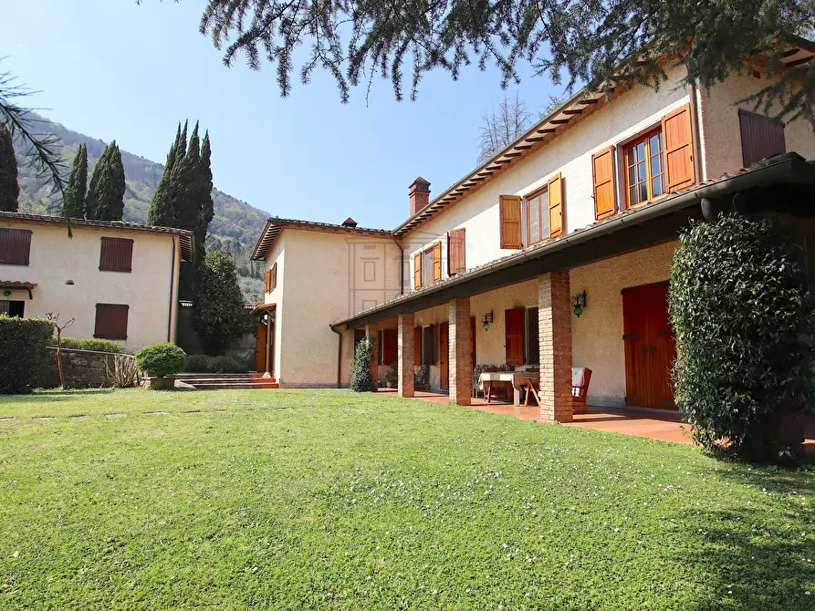 Immagine 41 di Rustico / casale in vendita  in Via di Villa Gaia 508 a Lucca