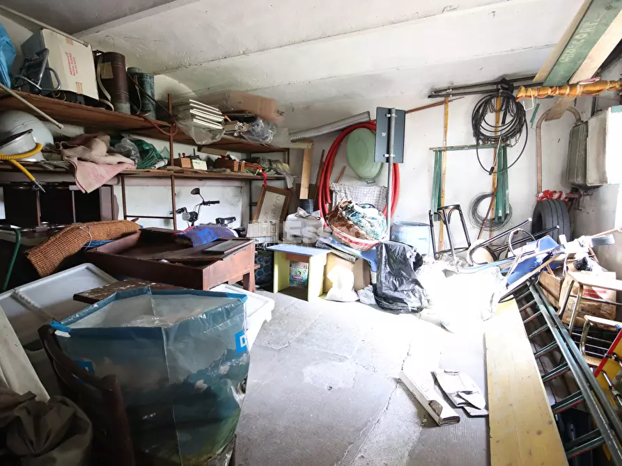 Immagine 20 di Villa in vendita  in Viale Agostino Marti a Lucca