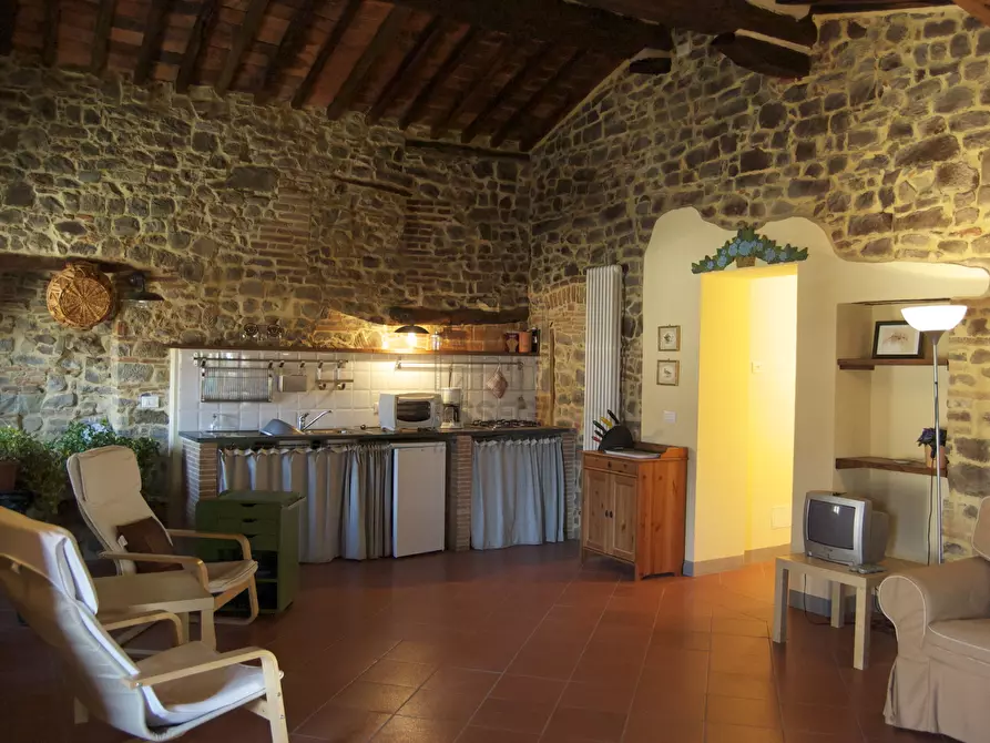 Immagine 76 di Rustico / casale in vendita  in Via di matraia a Lucca