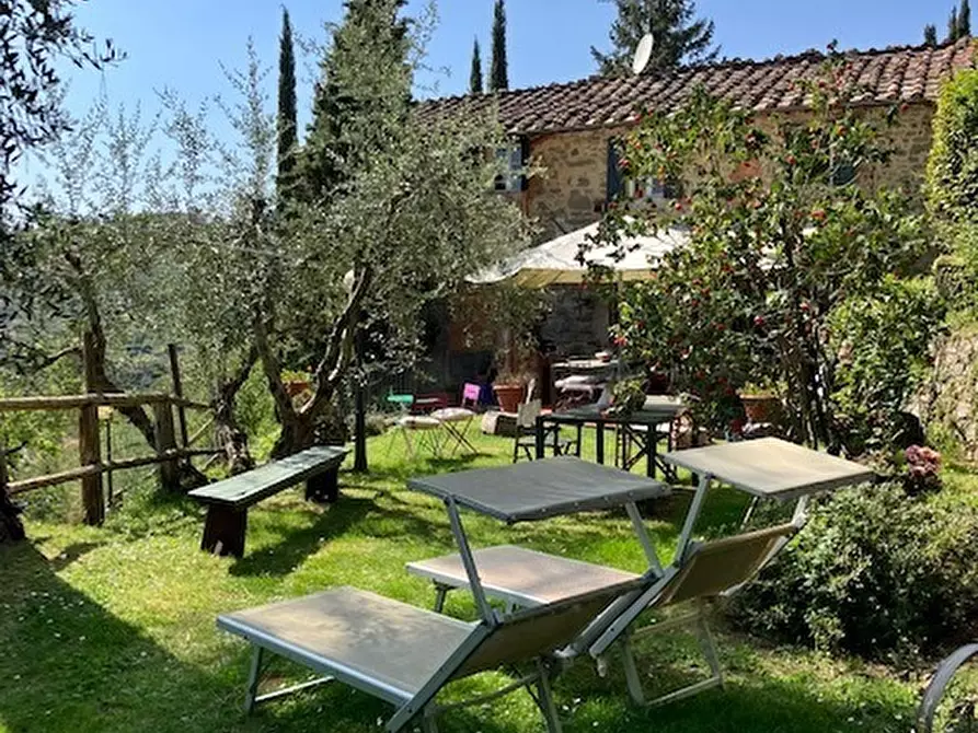 Immagine 52 di Rustico / casale in vendita  a Capannori