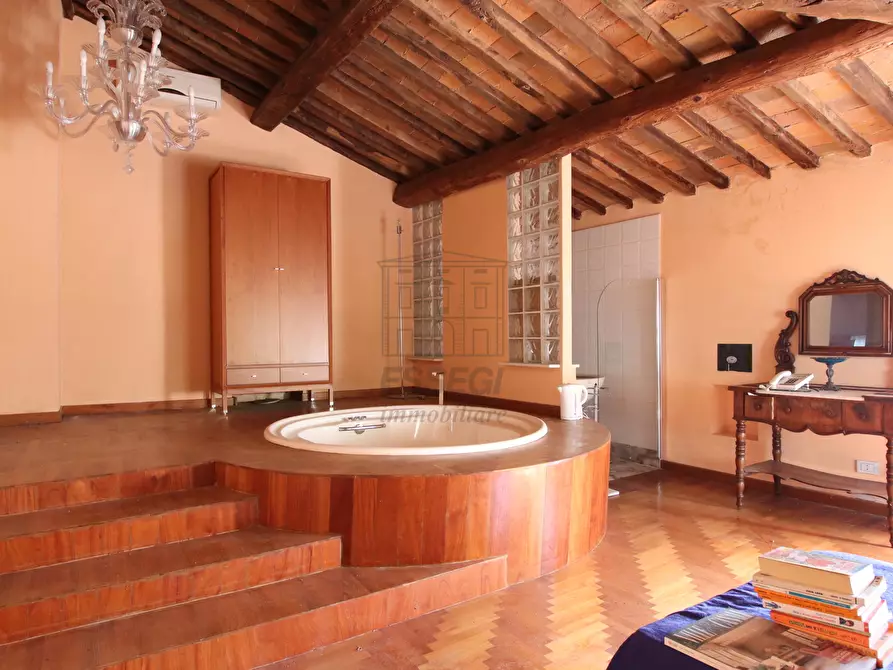 Immagine 34 di Villa in vendita  in Via del Cimitero ⅩⅩⅠⅠⅠ 676 a Lucca