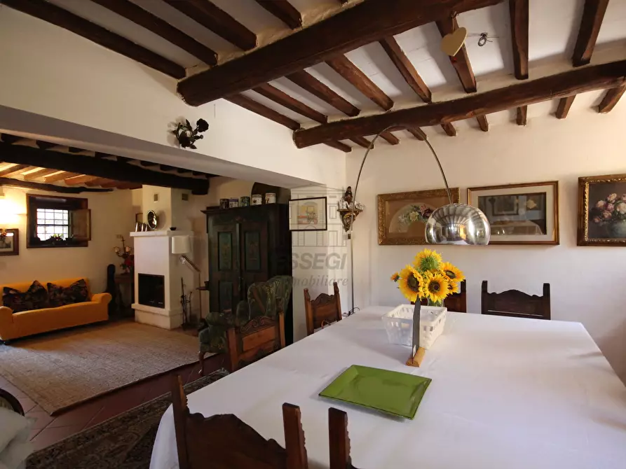 Immagine 30 di Rustico / casale in vendita  a Lucca