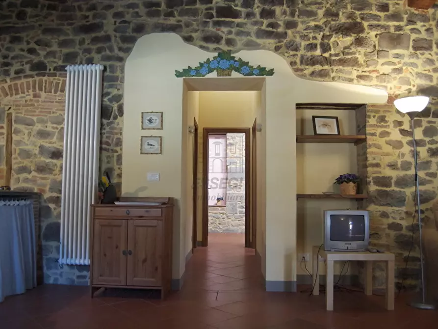 Immagine 77 di Rustico / casale in vendita  in Via di matraia a Lucca