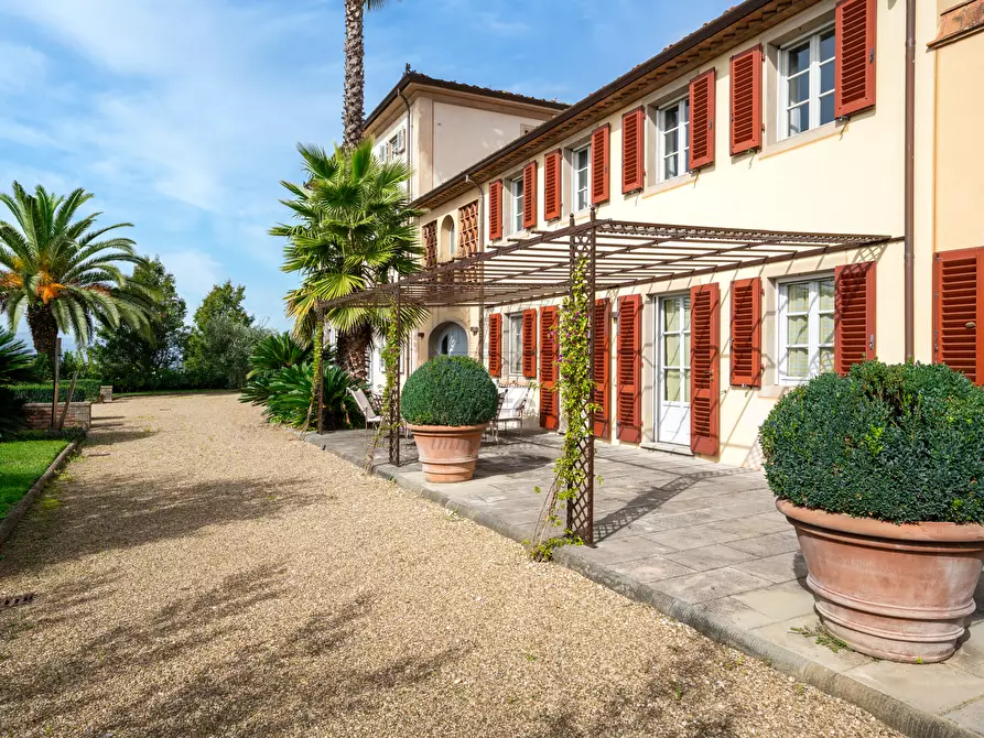 Immagine 4 di Villa in vendita  in via di Montechiari a Montecarlo