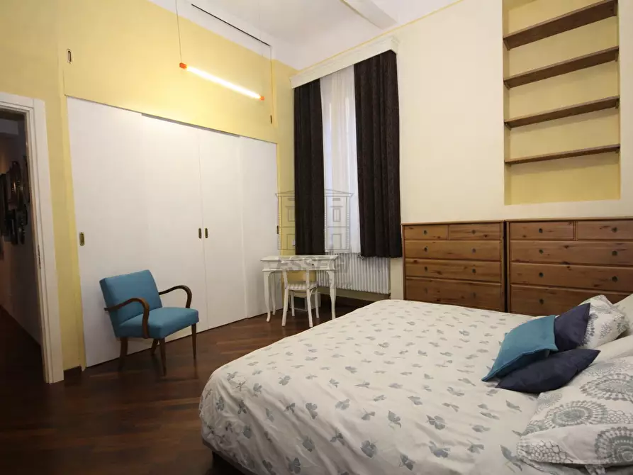 Immagine 13 di Appartamento in vendita  a Lucca