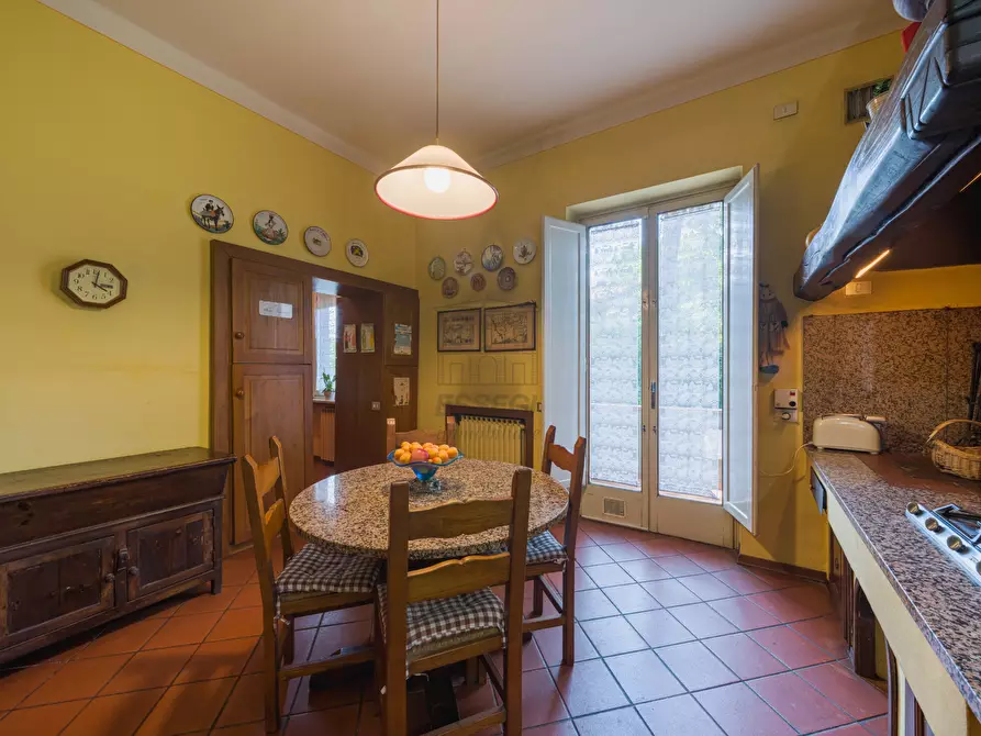 Immagine 21 di Villa in vendita  in Via Castruccio Buonamici a Lucca