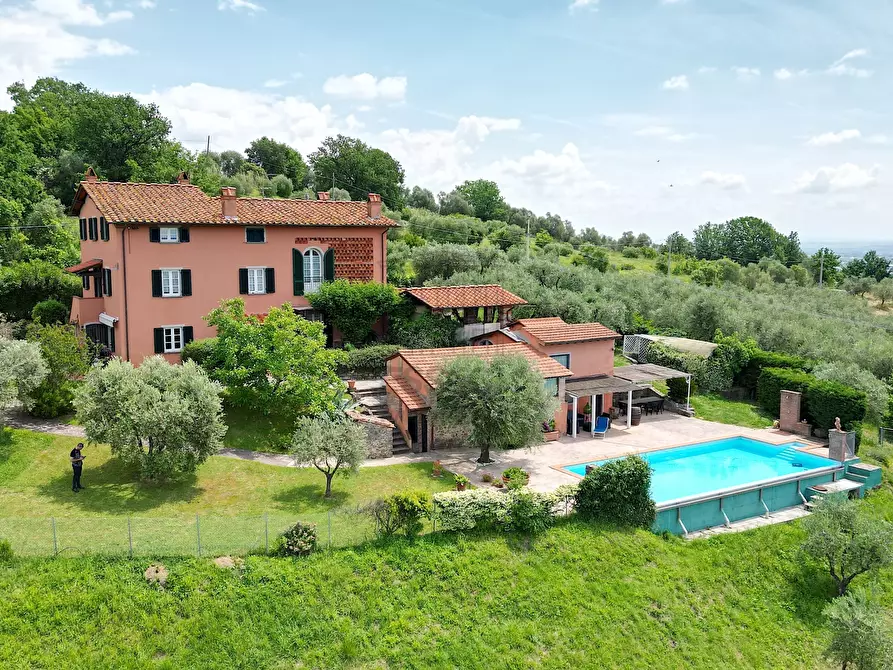 Immagine 5 di Rustico / casale in vendita  in Via Pieroni a Lucca