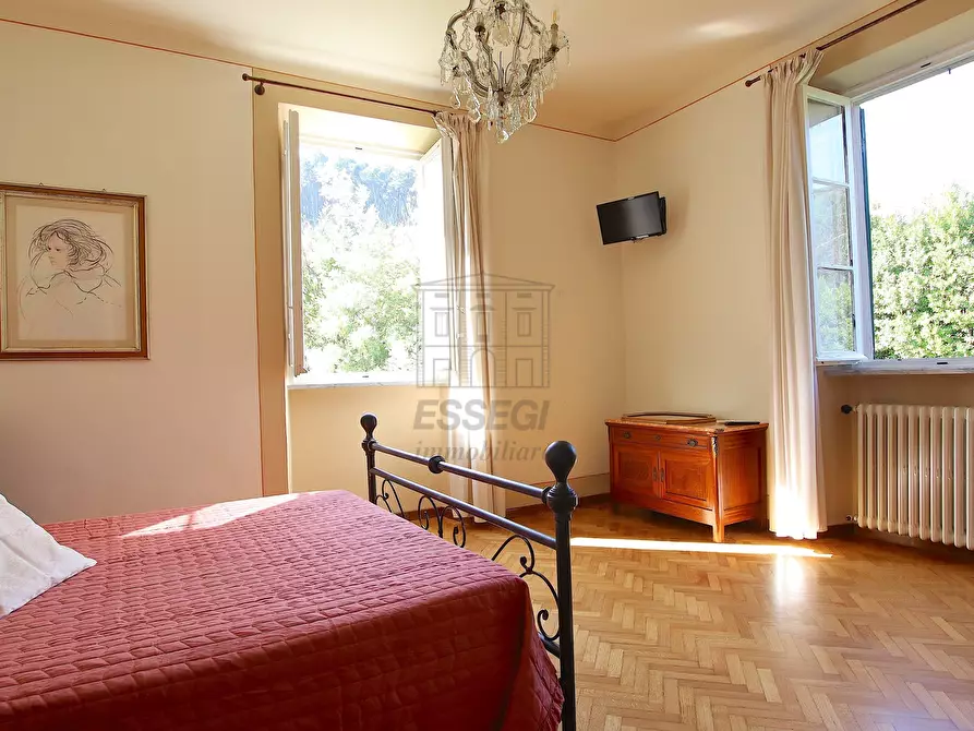 Immagine 23 di Villa in vendita  in vicopelago a Lucca