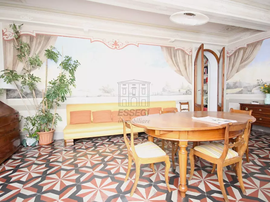 Immagine 17 di Villa in vendita  in Via del Caporale 773 a Lucca