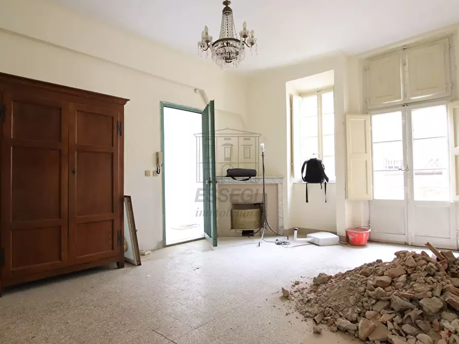 Immagine 4 di Appartamento in vendita  a Lucca