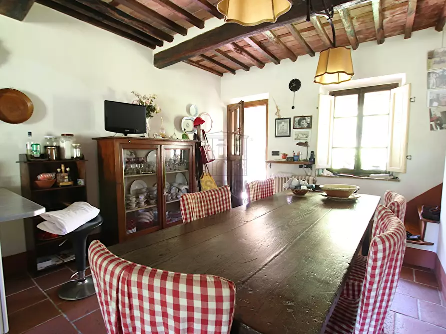 Immagine 14 di Rustico / casale in vendita  in Via della Chiesa di Gragnano a Lucca