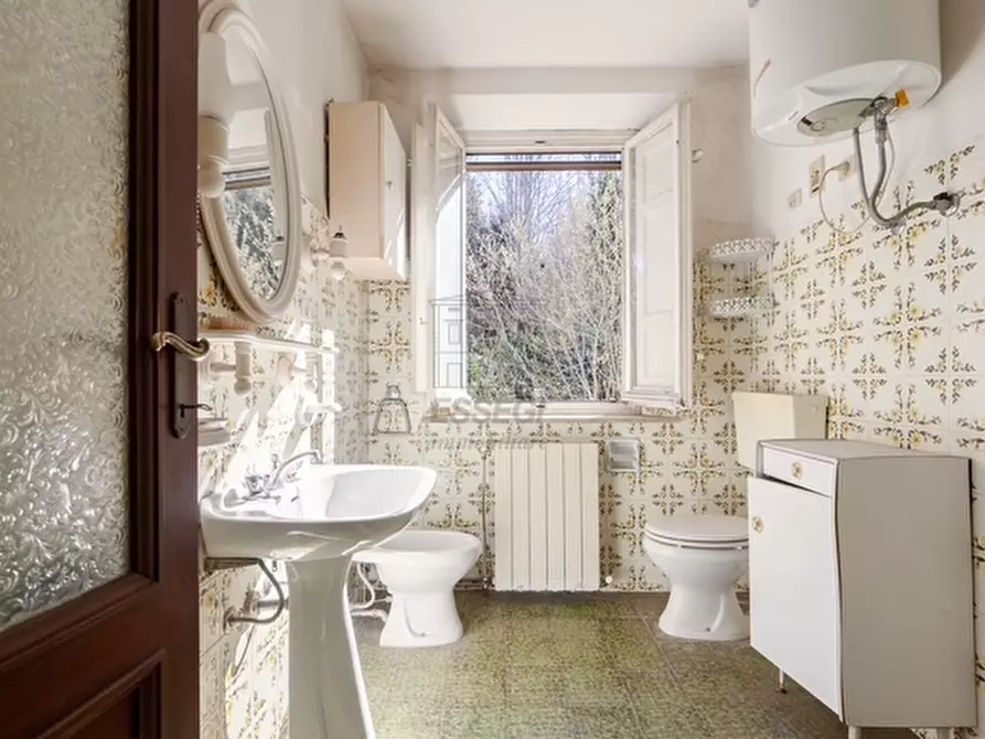 Immagine 24 di Rustico / casale in vendita  in Via della Pollicchia 145 a Lucca