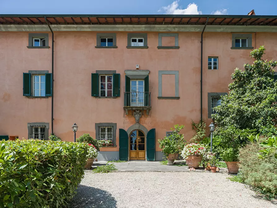 Immagine 2 di Villa in vendita  in Via Valle 18 a Santa Maria A Monte