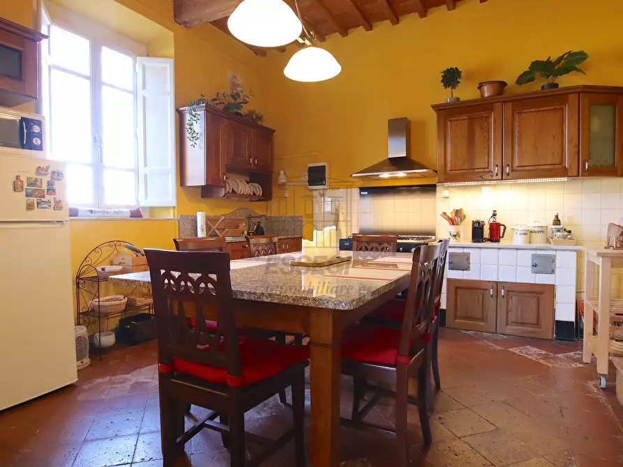 Immagine 13 di Villa in vendita  in Via per Gattaiola e Meati 598/A a Lucca