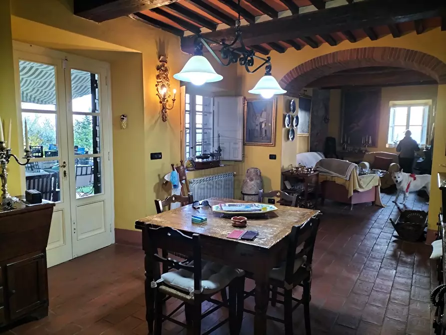 Immagine 17 di Rustico / casale in vendita  a Capannori
