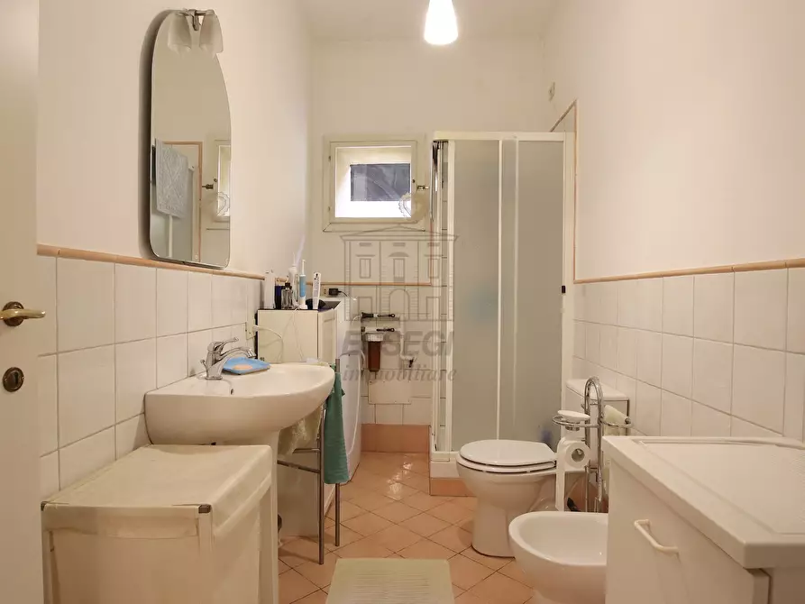 Immagine 30 di Appartamento in vendita  in Piazzale Boccherini 31 a Lucca