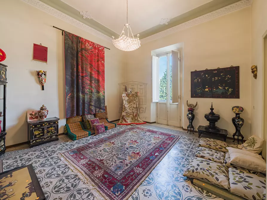 Immagine 51 di Villa in vendita  a Lucca