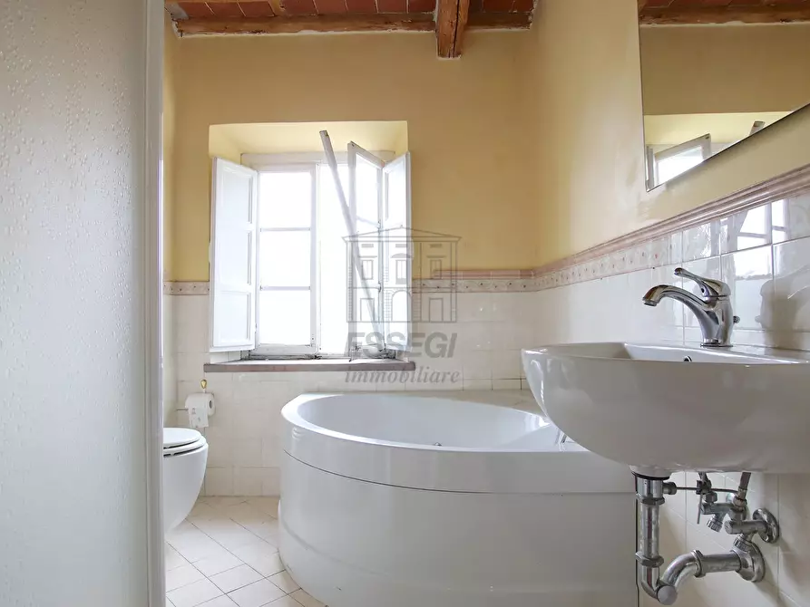 Immagine 9 di Terratetto in vendita  in Via della Boccaccia 1c a Lucca