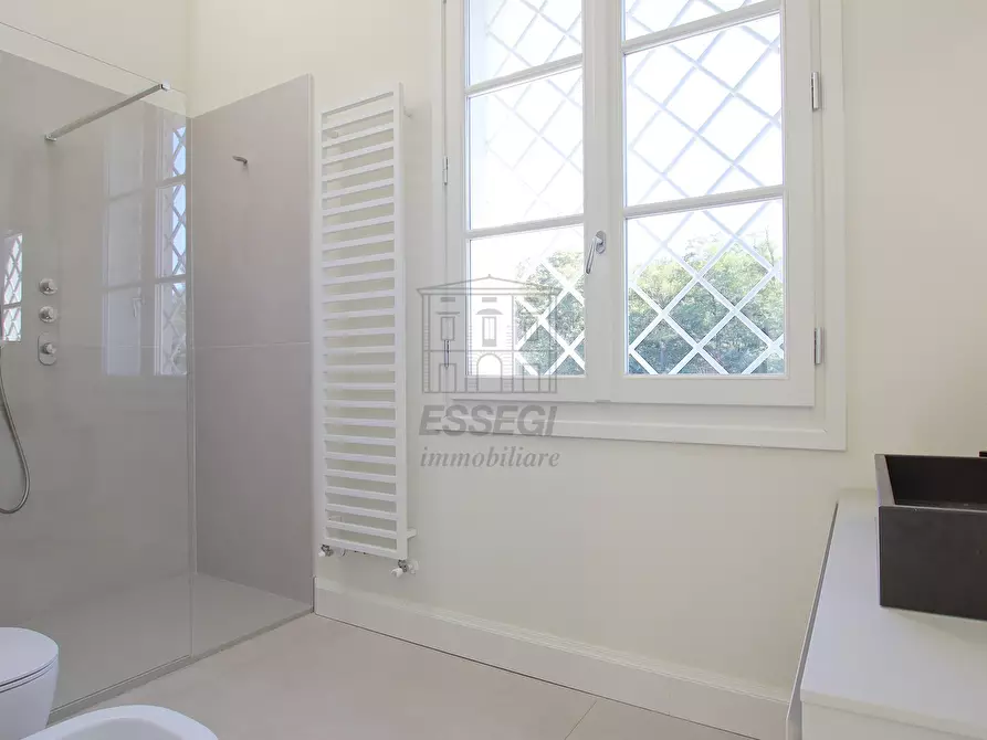 Immagine 32 di Villa in vendita  in Via Don Emilio Angeli a Lucca