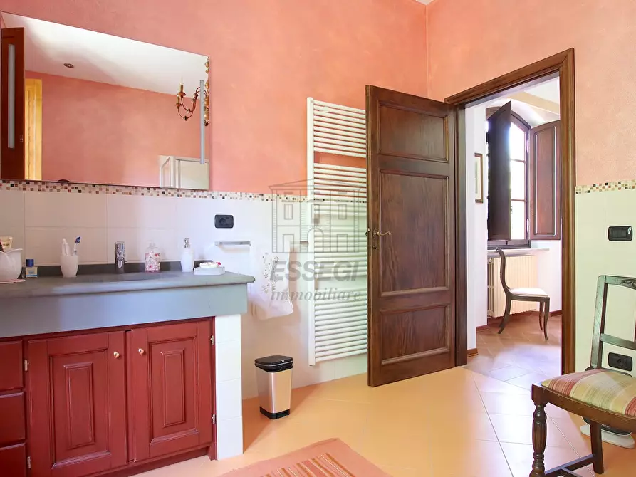 Immagine 11 di Rustico / casale in vendita  in Via della Chiesa XXXI 536 a Lucca