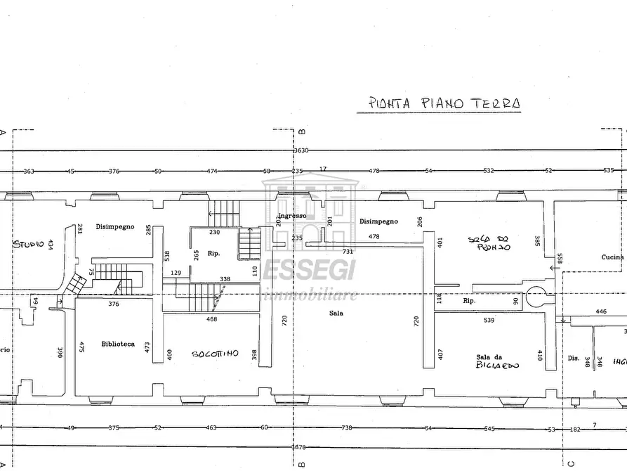 Immagine 27 di Villa in vendita  a Lucca