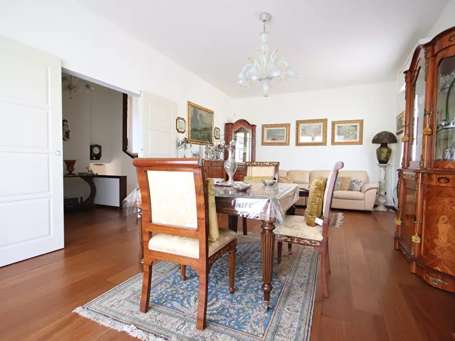 Immagine 5 di Villa in vendita  in Via Sant'Angelo a Lucca