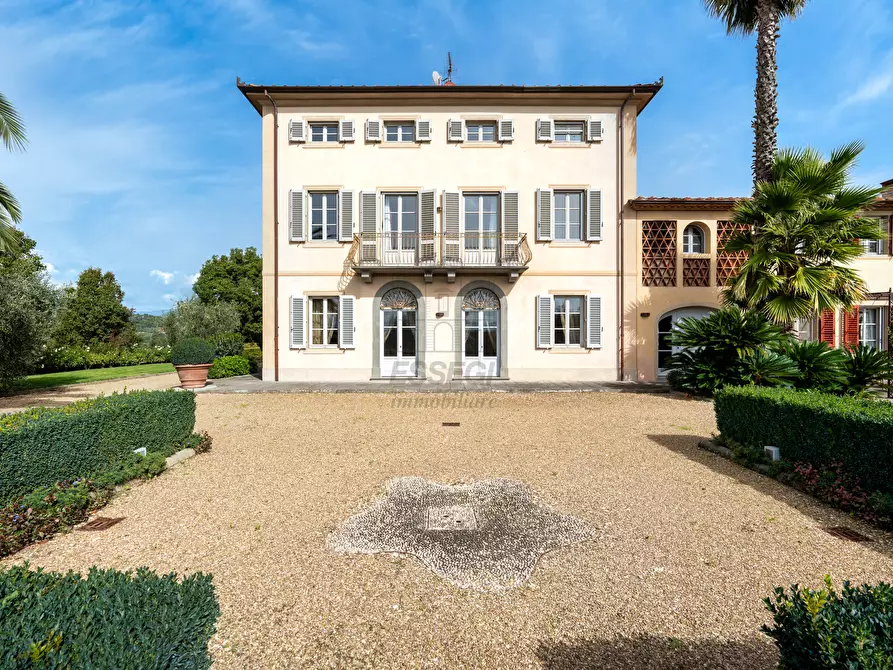 Immagine 8 di Villa in vendita  in via di Montechiari a Montecarlo