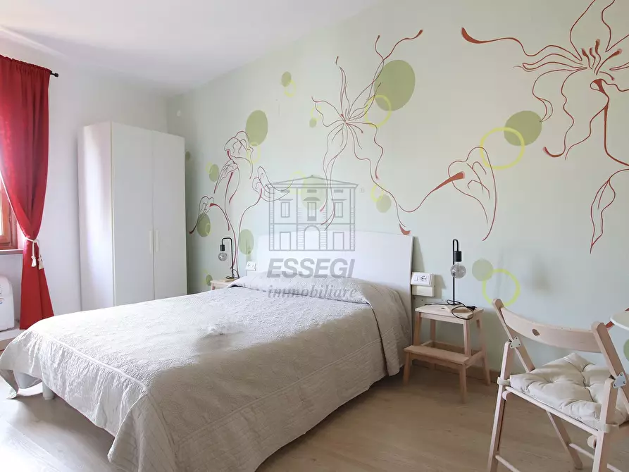 Immagine 7 di Appartamento in vendita  in Via Fillungo 113 a Lucca