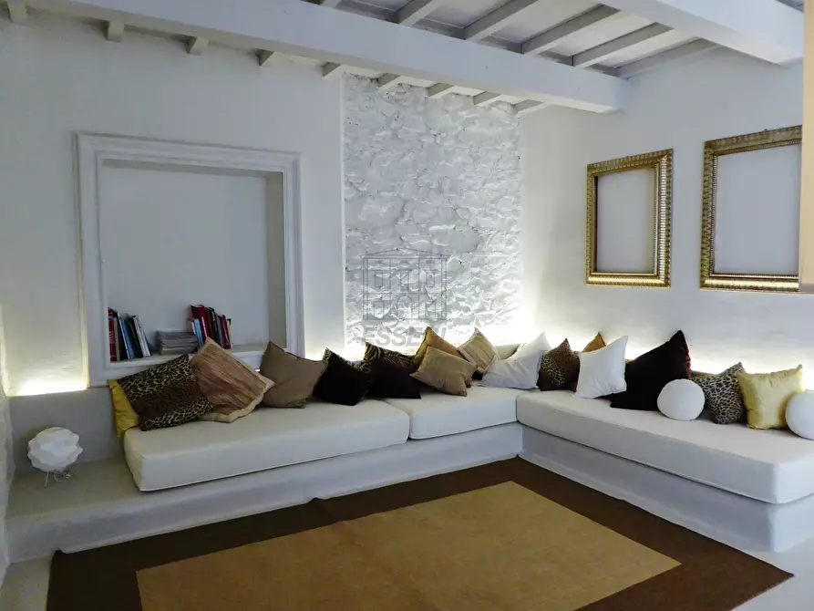 Immagine 10 di Villa in vendita  in Via di Stabbiano a Lucca