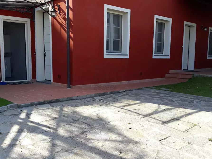 Immagine 4 di Villa in vendita  in Via di Colognora a Capannori