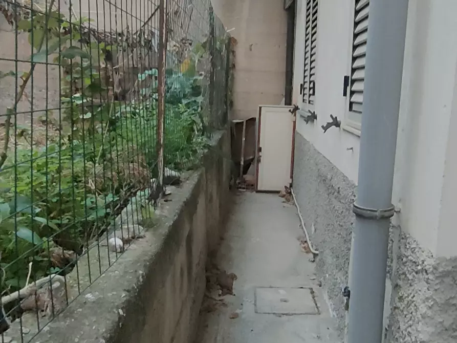 Immagine 13 di Casa indipendente in vendita  in Via Padula 12 a Bova Marina