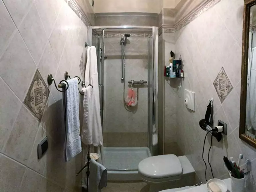 Immagine 17 di Pentalocale in vendita  in Via Cappuccinelli diramazione Zagarella a Reggio Di Calabria