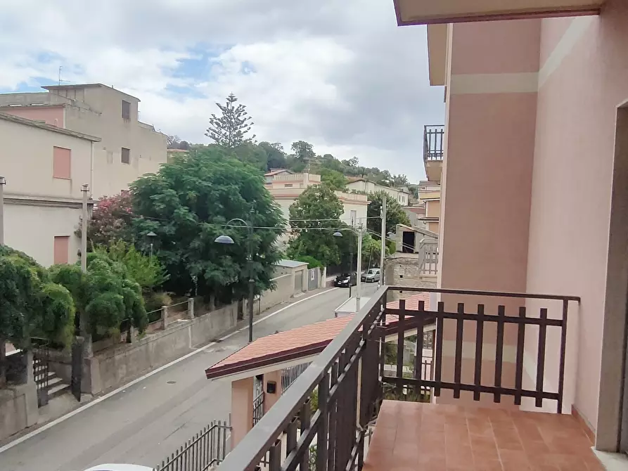 Immagine 20 di Trilocale in vendita  in Via Roma a Martone