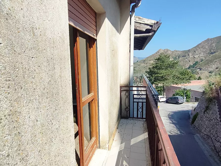 Immagine 7 di Appartamento in vendita  in VIA SAN COSTANTINO a Bova