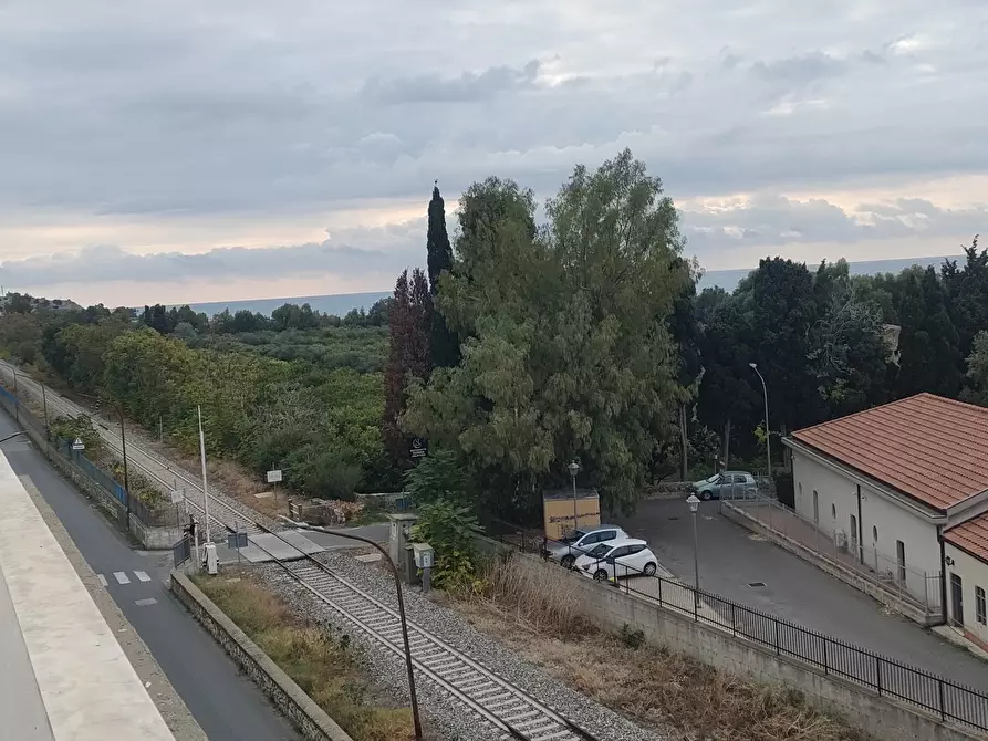 Immagine 14 di Quadrilocale in affitto  in Via Nazionale 47 a Palizzi