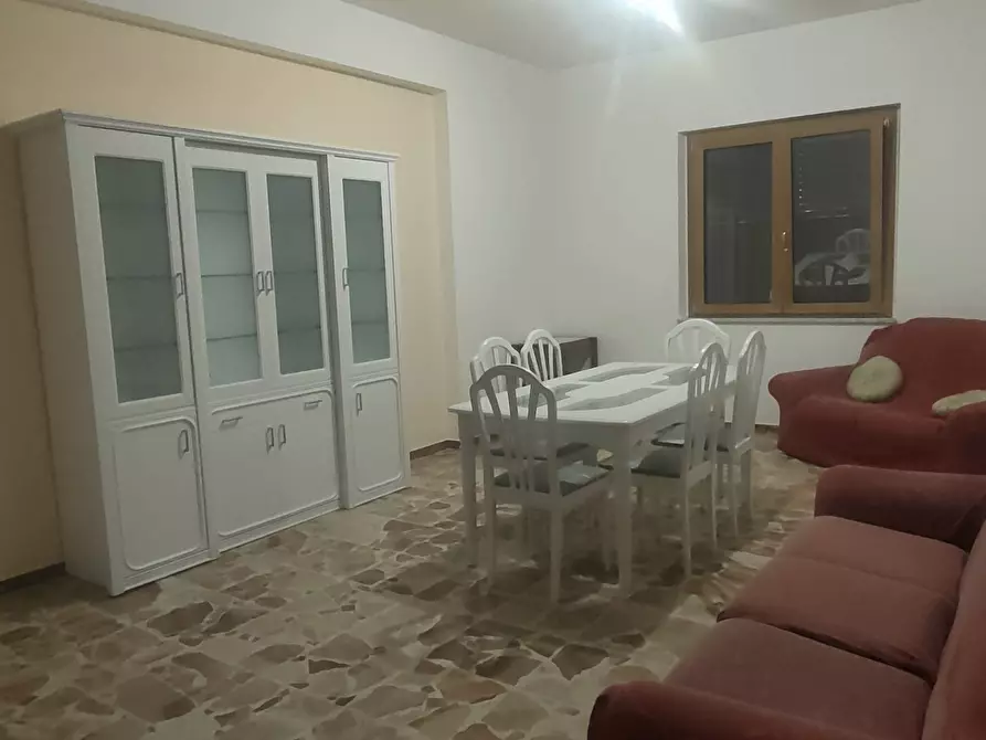 Immagine 4 di Trilocale in affitto  in Via Fratelli Rosselli 1 a Melito Di Porto Salvo