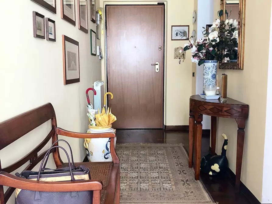 Immagine 3 di Porzione di casa in vendita  a Ameglia