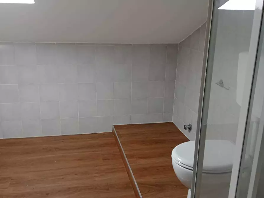 Immagine 5 di Mansarda in vendita  a Ameglia